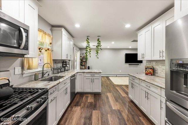 13 Cypress Avenue, Jackson, NJ 08527