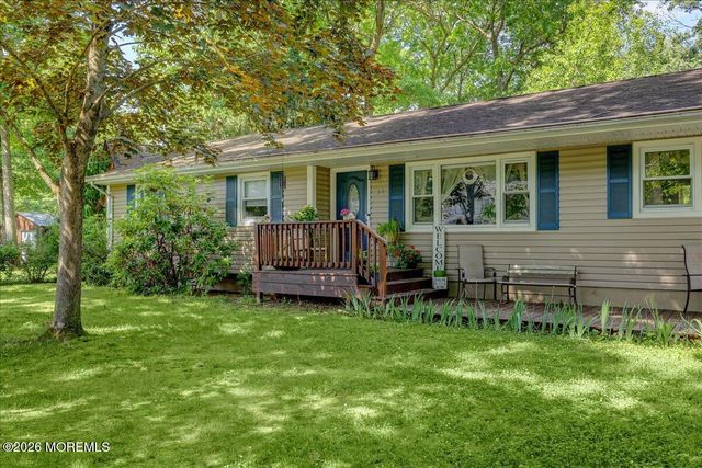 13 Cypress Avenue, Jackson, NJ 08527