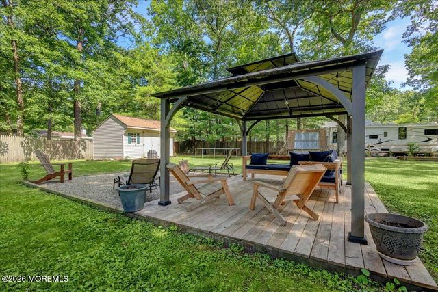 13 Cypress Avenue, Jackson, NJ 08527