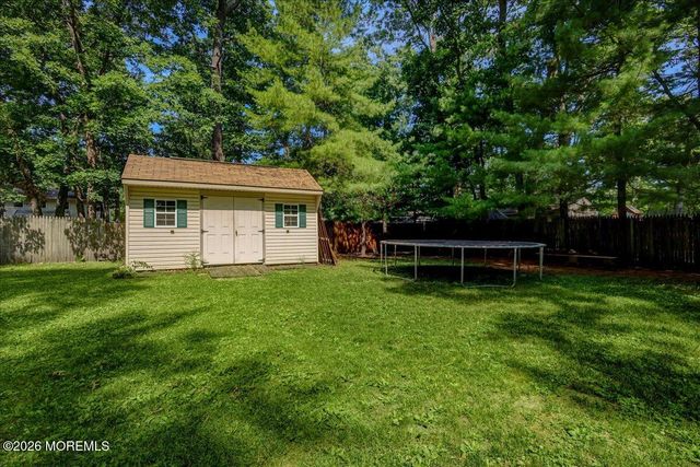 13 Cypress Avenue, Jackson, NJ 08527