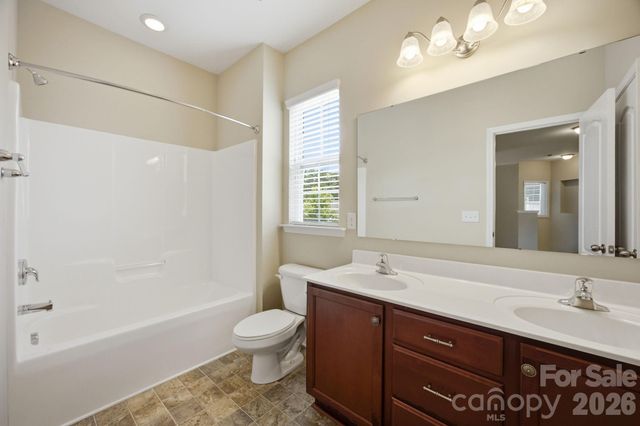 14711 Brannock Hills Drive, Charlotte, NC 28278