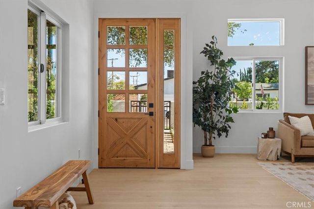 21811 San Jose Street, Chatsworth, CA 91311
