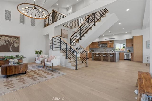 21811 San Jose Street, Chatsworth, CA 91311