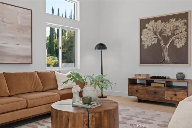 21811 San Jose Street, Chatsworth, CA 91311