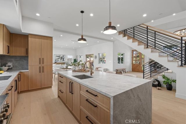 21811 San Jose Street, Chatsworth, CA 91311