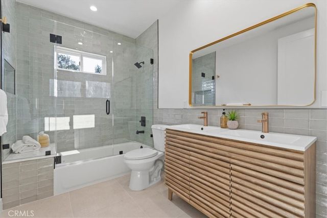 21811 San Jose Street, Chatsworth, CA 91311