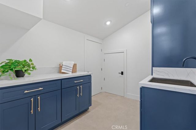 21811 San Jose Street, Chatsworth, CA 91311