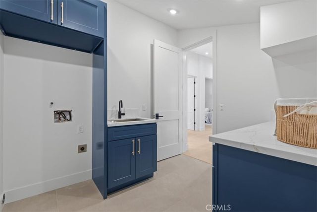 21811 San Jose Street, Chatsworth, CA 91311