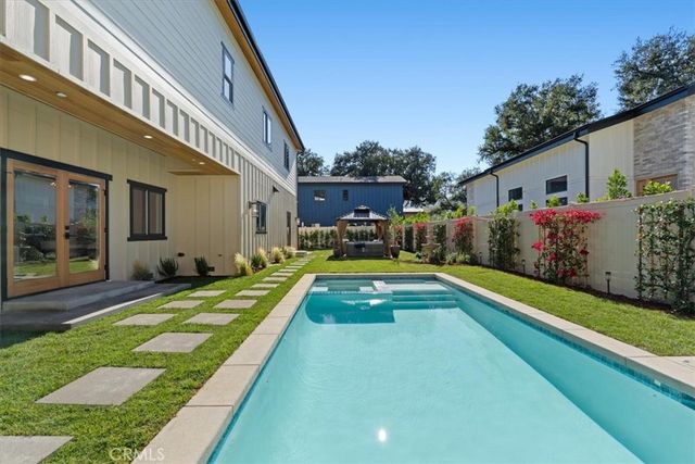21811 San Jose Street, Chatsworth, CA 91311