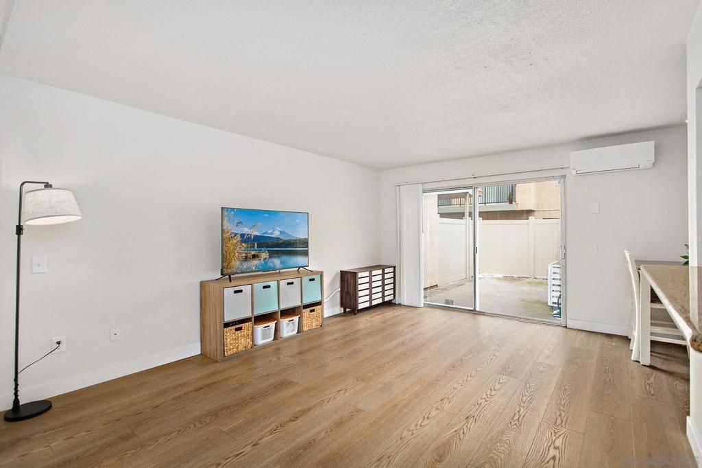 Image 2 of property listing at 7813 Starling Dr, San Diego, CA 92123