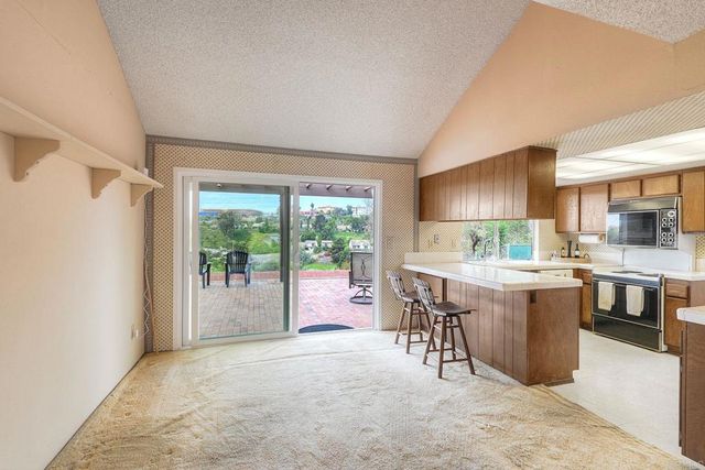 2233 Valley Road, Oceanside, CA 92056