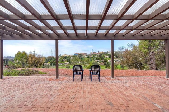 2233 Valley Road, Oceanside, CA 92056
