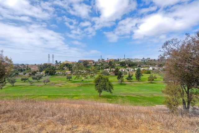2233 Valley Road, Oceanside, CA 92056