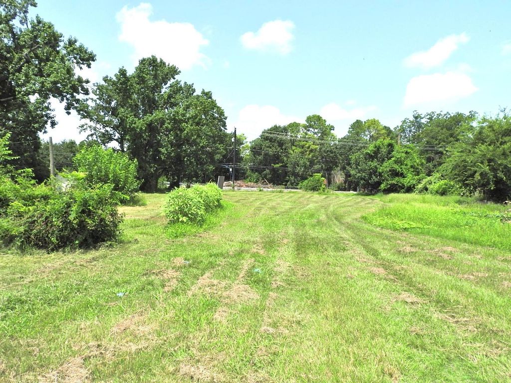 6100 Stuebner Airline Road, Houston, TX 77091
