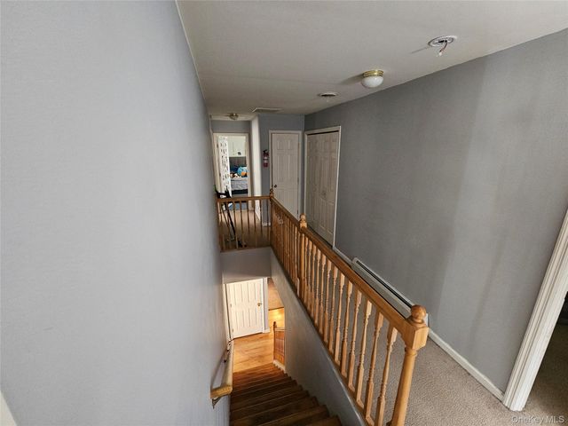65 W Peenpack Trail, Sparrowbush, NY 12780