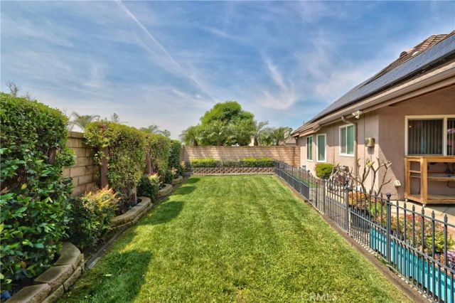1986 White Rabbit, Upland, CA 91784