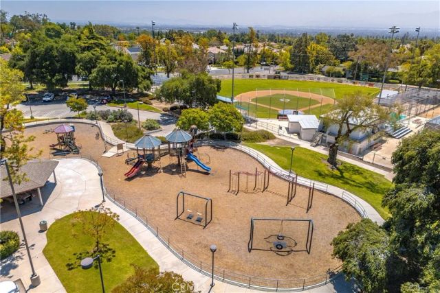 1986 White Rabbit, Upland, CA 91784