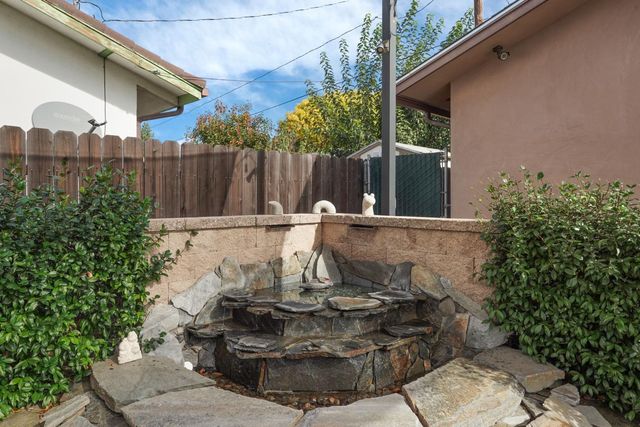 8028 Arroyo Way, Stockton, CA 95209