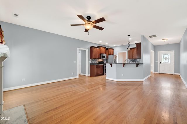 205 S Eastwood Drive, Benson, NC 27504