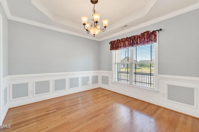 205 S Eastwood Drive, Benson, NC 27504