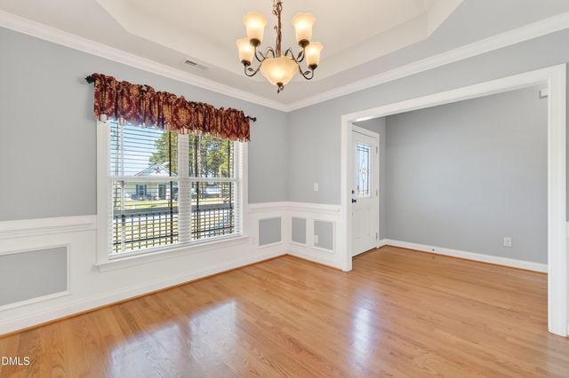 205 S Eastwood Drive, Benson, NC 27504