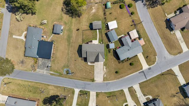 205 S Eastwood Drive, Benson, NC 27504