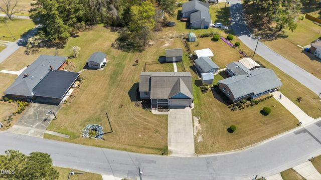 205 S Eastwood Drive, Benson, NC 27504