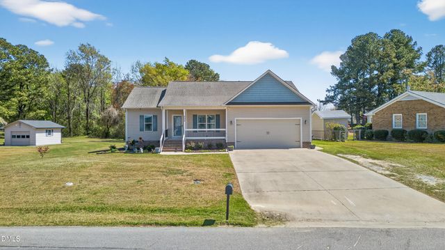 205 S Eastwood Drive, Benson, NC 27504