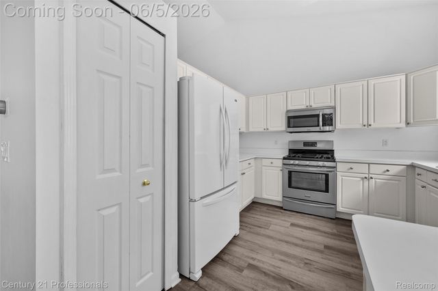 3061 Talon Circle, Orion Charter Township, MI 48360