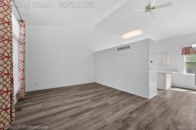 3061 Talon Circle, Orion Charter Township, MI 48360