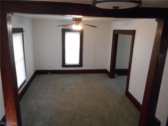 219 17th Street NW, Barberton, OH 44203