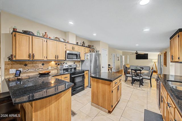 39809 N NEW RIVER Road, Phoenix, AZ 85086