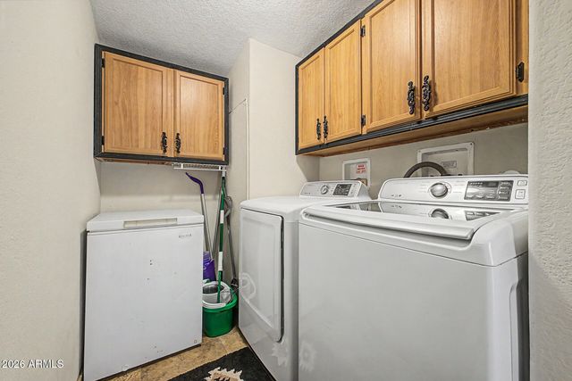 39809 N NEW RIVER Road, Phoenix, AZ 85086