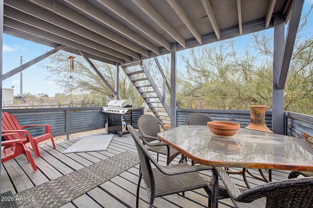 39809 N NEW RIVER Road, Phoenix, AZ 85086