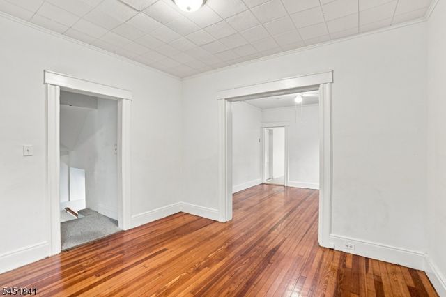 41 N 14Th St, Hawthorne Boro, NJ 07506