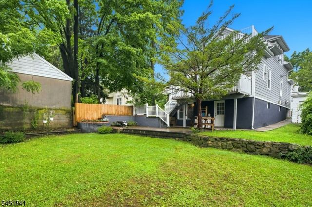 41 N 14Th St, Hawthorne Boro, NJ 07506