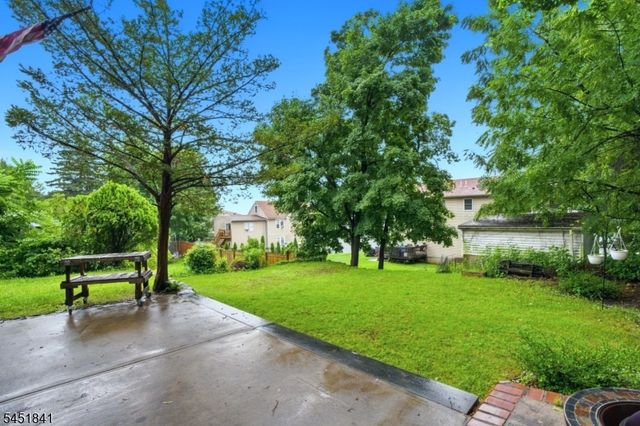 41 N 14Th St, Hawthorne Boro, NJ 07506
