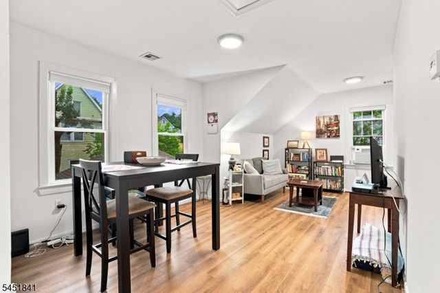 41 N 14Th St, Hawthorne Boro, NJ 07506