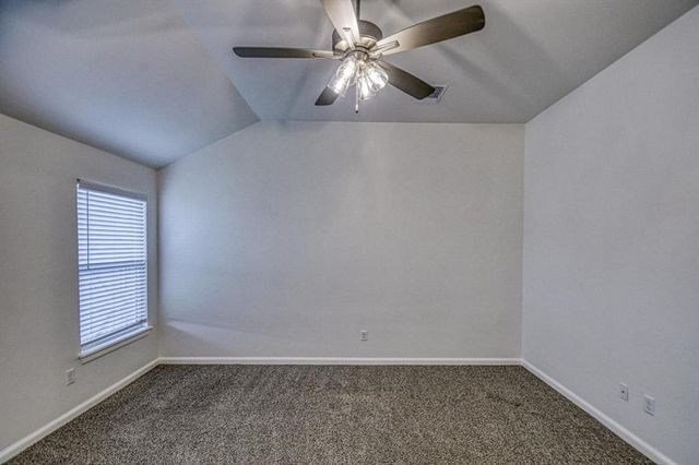 10516 NW 31st Place, Yukon, OK 73099