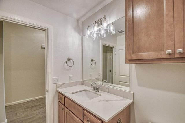 10516 NW 31st Place, Yukon, OK 73099
