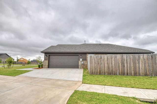 10516 NW 31st Place, Yukon, OK 73099