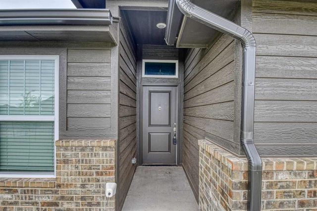 10516 NW 31st Place, Yukon, OK 73099