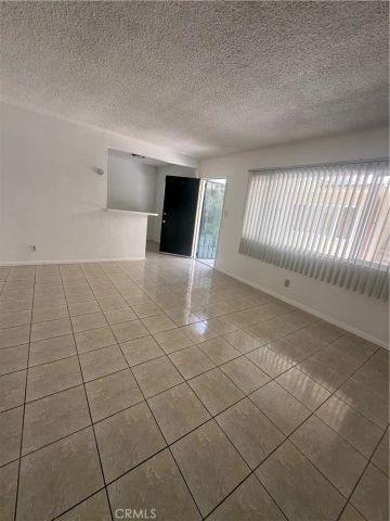 1805 Rimpau, Los Angeles, CA 90019