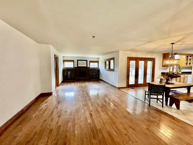 407 Old Hog Creek Road, Waynesboro, TN 38485