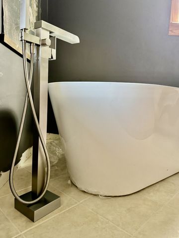 407 Old Hog Creek Road, Waynesboro, TN 38485