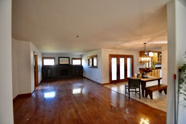 407 Old Hog Creek Road, Waynesboro, TN 38485