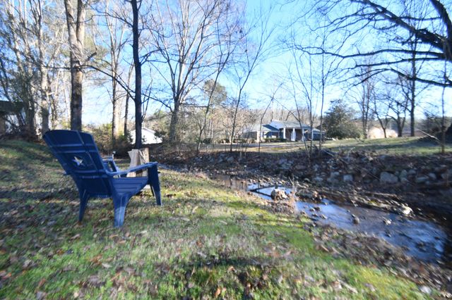 407 Old Hog Creek Road, Waynesboro, TN 38485