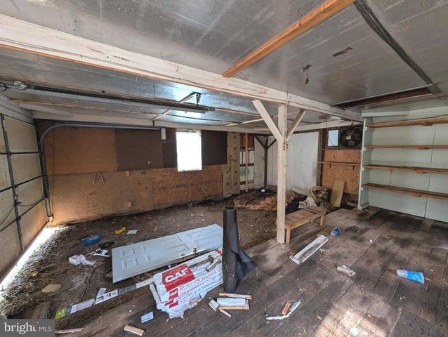 360 SCHOOLHOUSE RD, New Providence, PA 17560