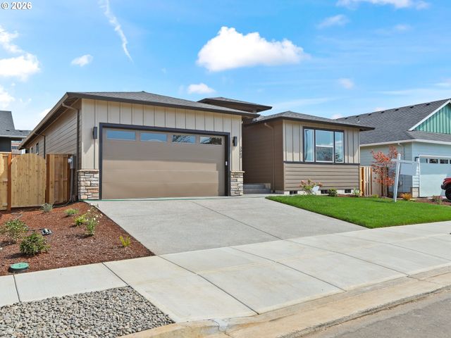 2027 E OTTER Loop 68, La Center, WA 98629