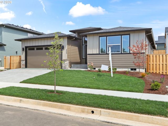 2027 E OTTER Loop 68, La Center, WA 98629